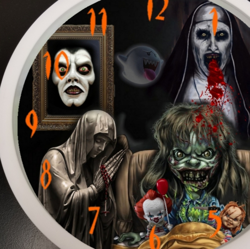 Spooky Halloween led clock